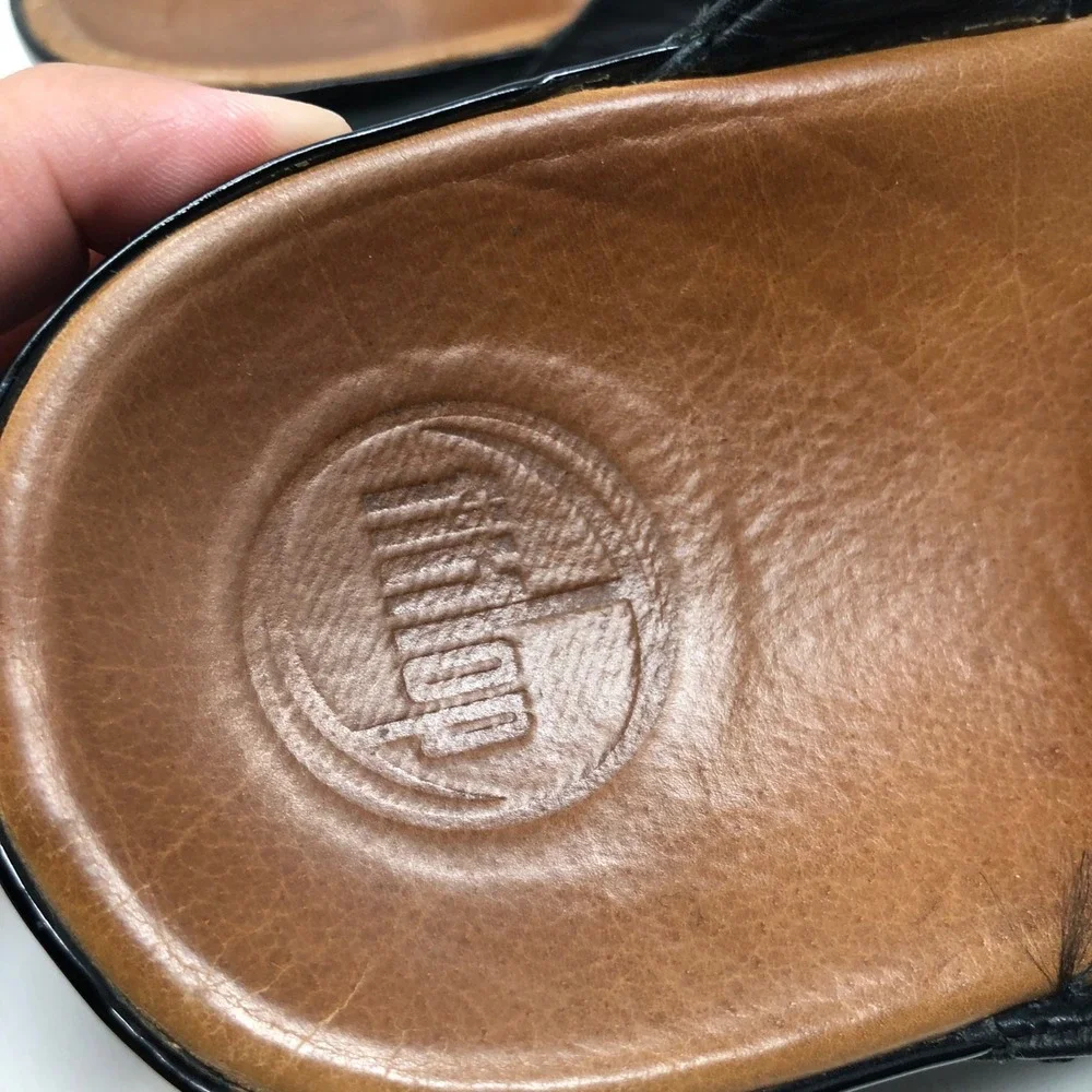 FitFlop Sandals 8 Black Tan Leather Enamel Stone Microwobbleboard Summer Casual